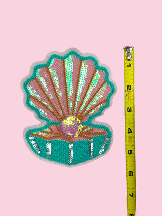 Clam Shell - Large (HEAT PRESS) ($100 MINIMUM ON PATCHES)